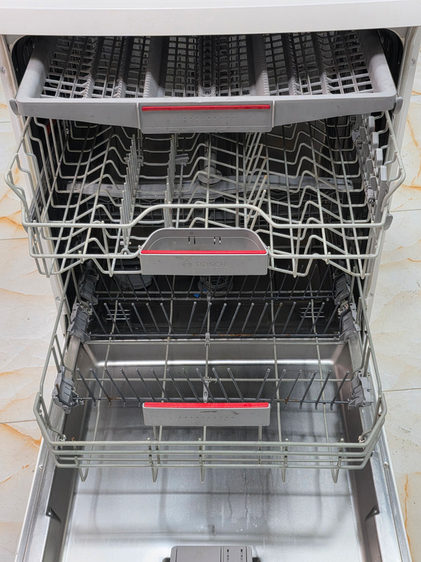 ماشین ظرفشویی بوش مدل:SMS69M12EU نقره ای سفید دیجیتالی سه سبد (با گارانتی)