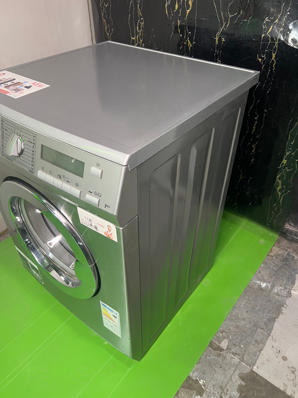 ماشین لباسشویی آاگ مدل L85275XFL درب استیل بسیار کمیاب (با گارانتی)