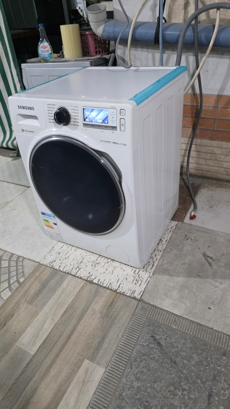 ماشین لباسشویی درب فضایی دیجیتالی سفید مدل ecobubble (با گارانتی)
